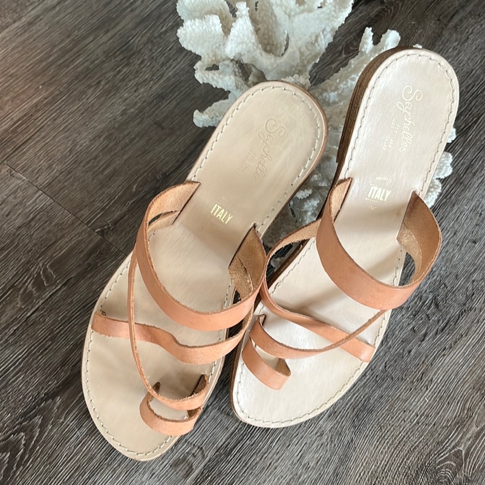 Seychelles Sandals Size 11.